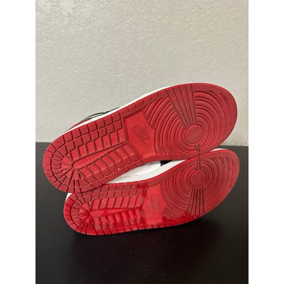 Nike Air Jordan 1 Low Red Bred Toe 2.0 Sneaker Shoe Men 10 Fashion Streetwear - Picture 6 of 9